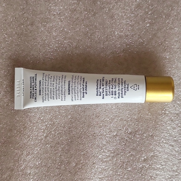 Roc Retinol Correxion Line Smoothing Eye Cream - Picture 2 of 2